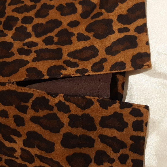 Vintage Danier LeopardPrint Skirt - Picture 7 of 7